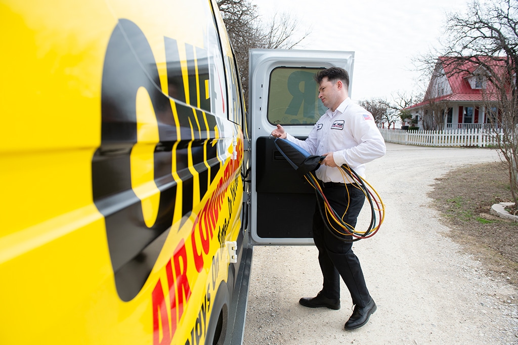 Air Conditioner Installation: Let One Hour Air Conditioning & Heating Be Your One-Stop-Shop For Everything Hot And Cold | Lewisville, TX