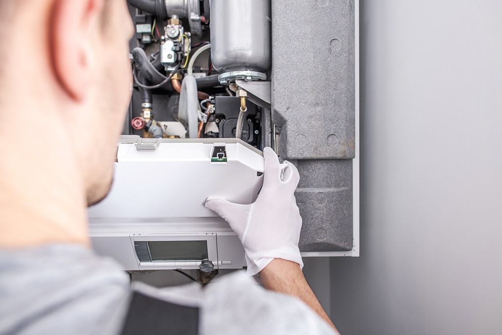 Avoiding Emergency Heating And AC Repair Service: Why Your HVAC Needs A Regular Tune-up In The Fall And Spring | Dallas, TX