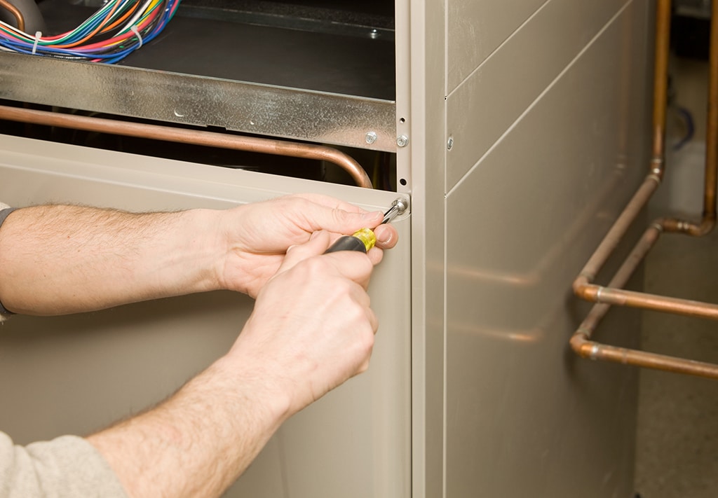 Signs You Need Emergency Heating And AC Repair Service | Dallas, TX