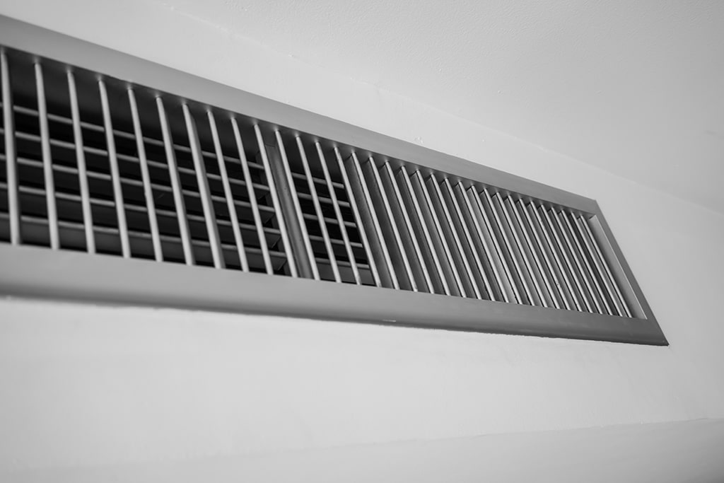 Air Conditioning Repair And Ductwork Damage 101: How Can You Tell If Your Ductwork Is Damaged? | Dallas, TX