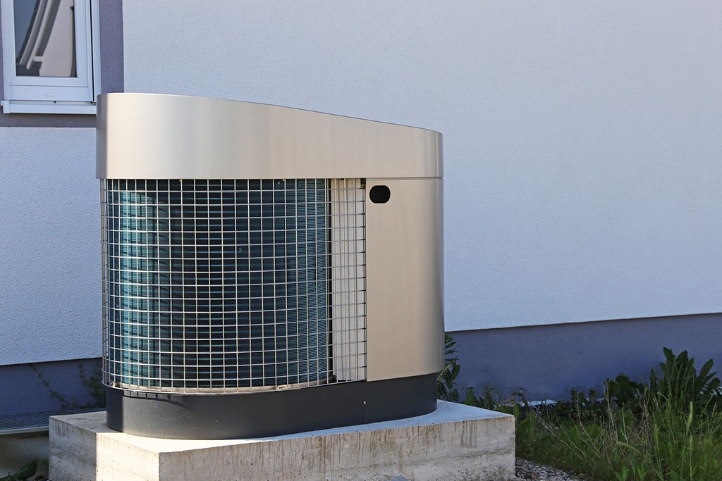 A Heat Pump Is An Alternative To Traditional Furnace And Air Conditioner Installation You Should Consider | Irving, TX