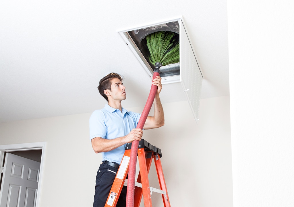 DIY VS Professional Duct Cleaning Service: What You Need To Know | Lewisville, TX