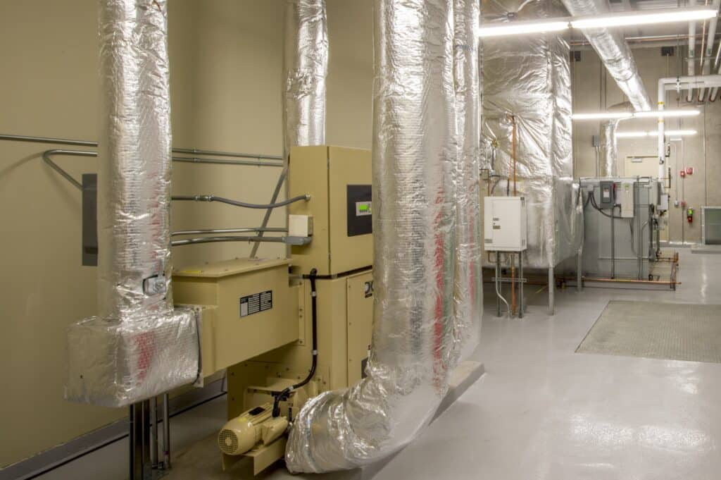 Humidifier vs. Dehumidifier: How to Choose the Right One